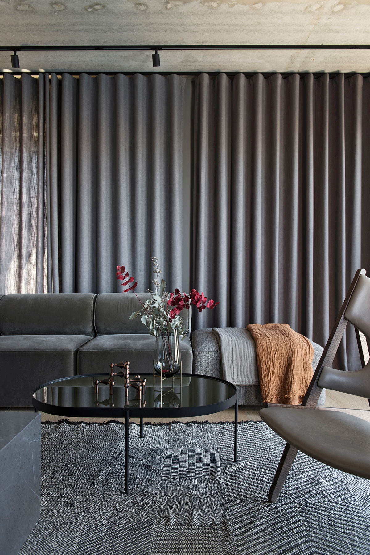 哥本哈根年轻家庭顶层公寓巨大露台-Anna Pufik-3