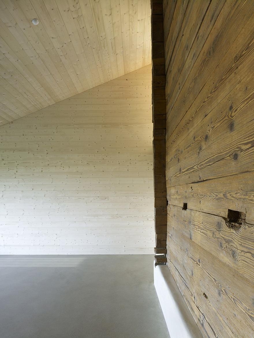 瑞士百年农舍变现代宜居双居室丨kit-29