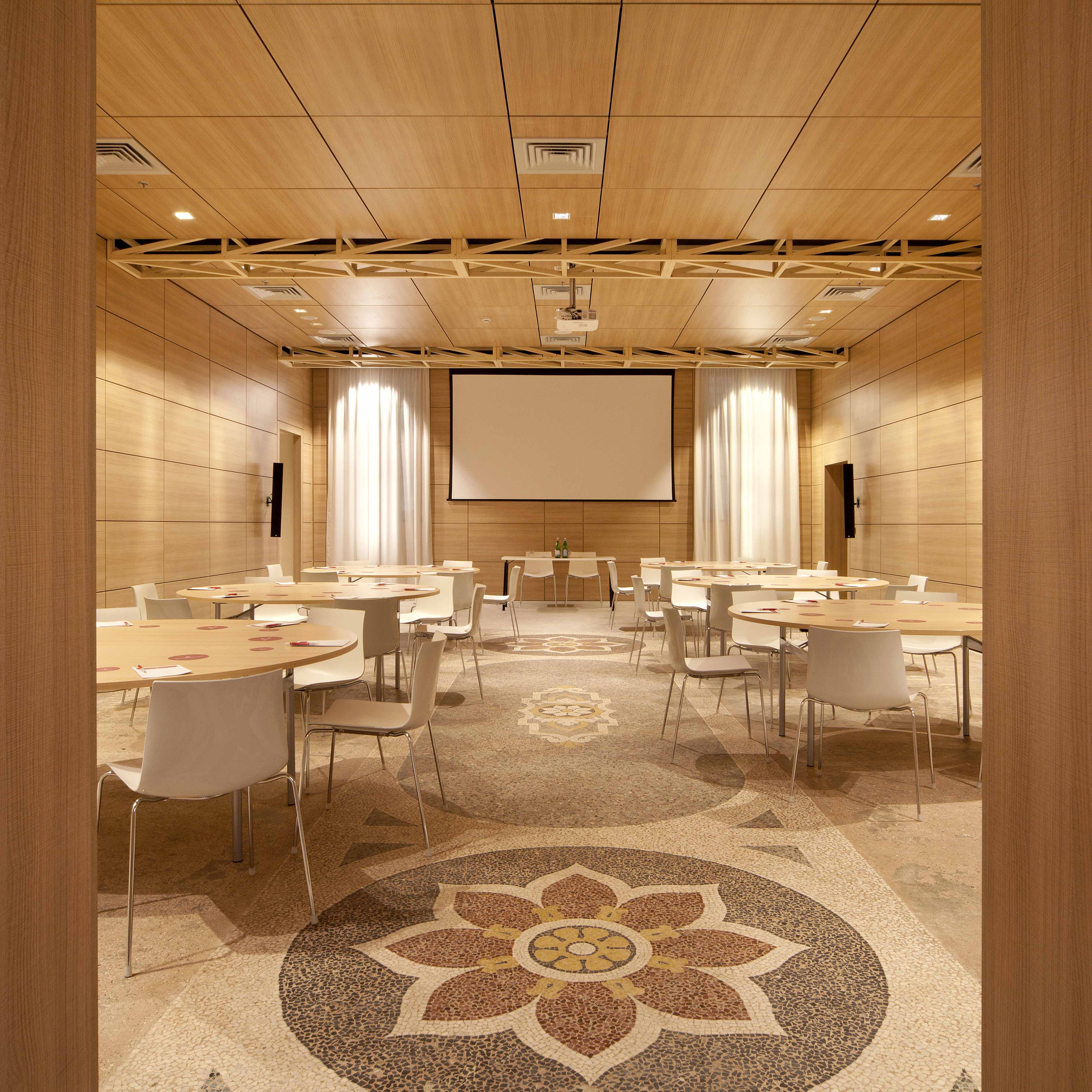 PROGETTO DI RISTRUTTURAZIONE EDILIZIA CON CAMBIAMENTO DI DESTINAZIONE D'USO DA RESIDENZIALE A D ELL'ISOLATO SAN BARTOLOMEO A TORINO-25