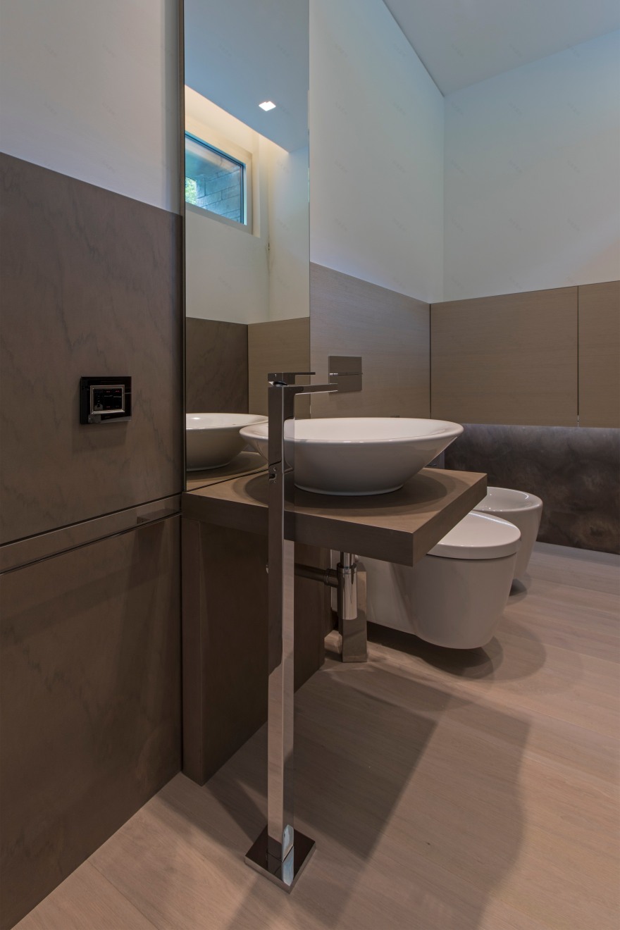 意式湖畔别墅,诠释自然与现代共生设计-47