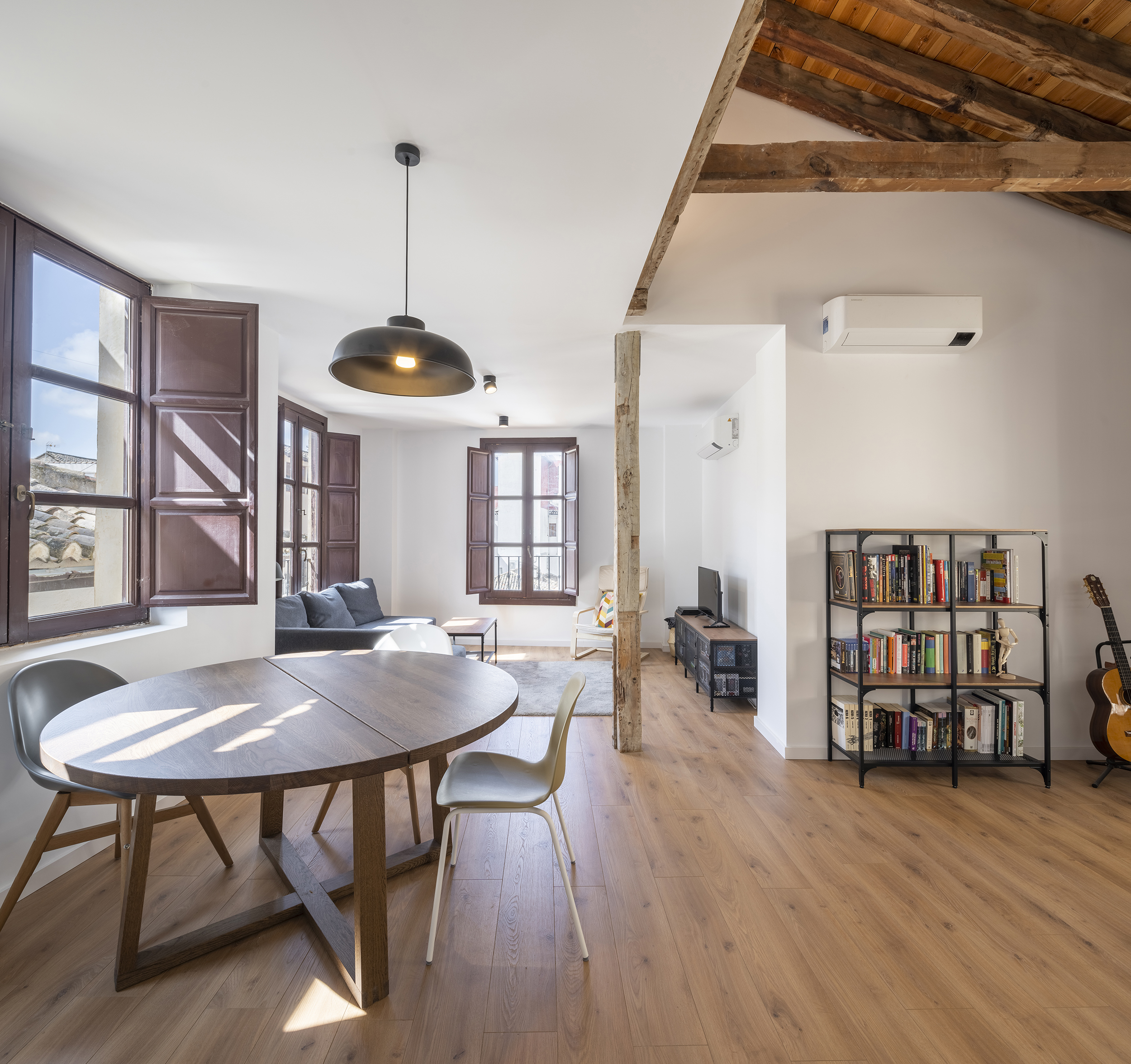 格兰纳达教堂住宅改造-0