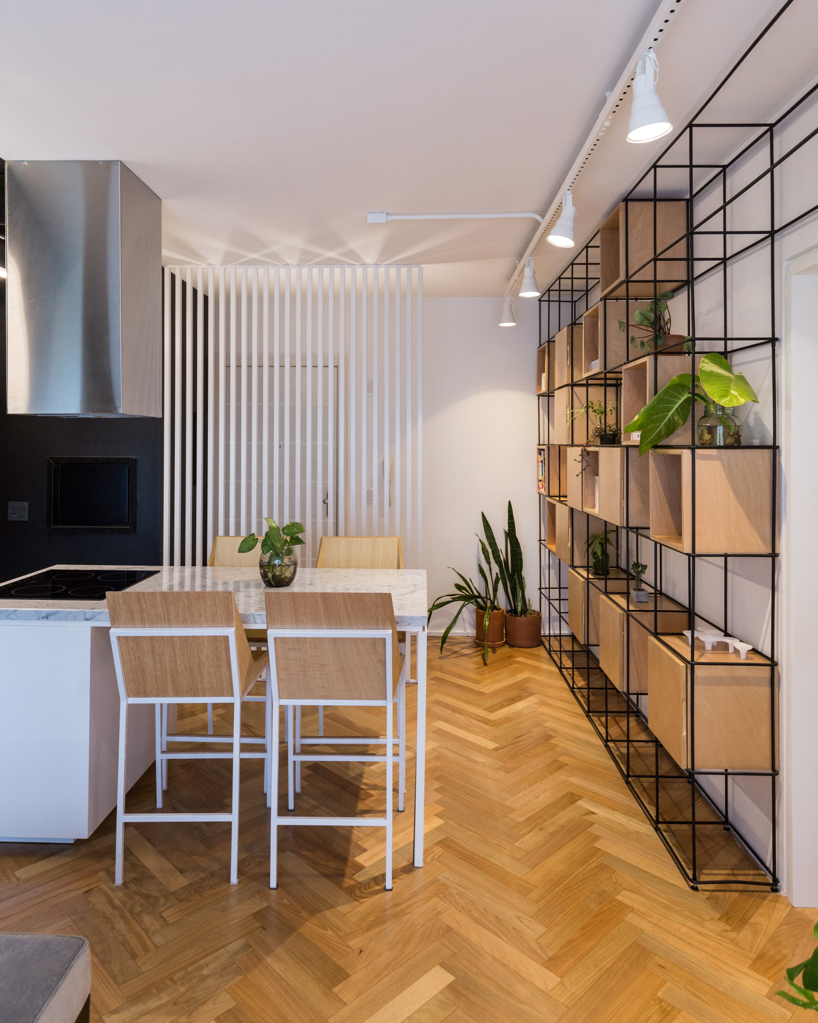 黑白灰的简约之家 | 巴西公寓设计案例-4