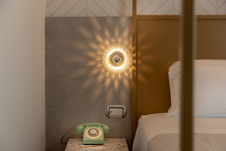 意大利海滨酒店“The Box”以简约哲学打造舒适空间-36