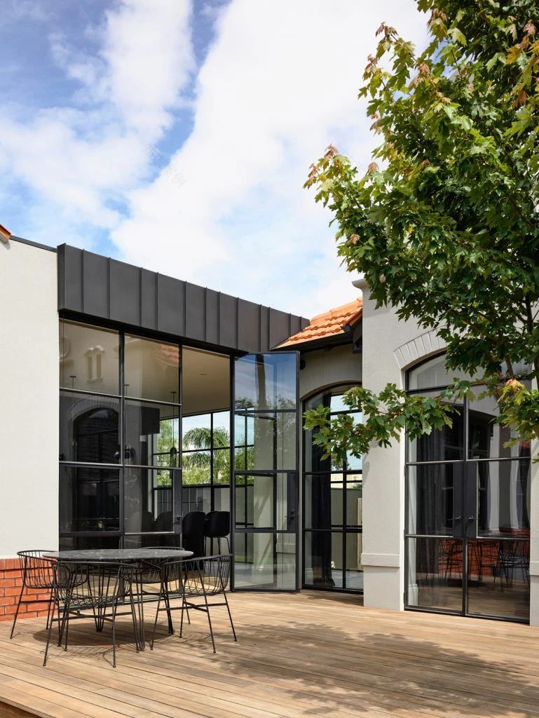 复古风情荷兰山墙屋-30