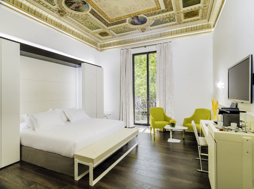 H10 乌尔基纳奥纳广场-14