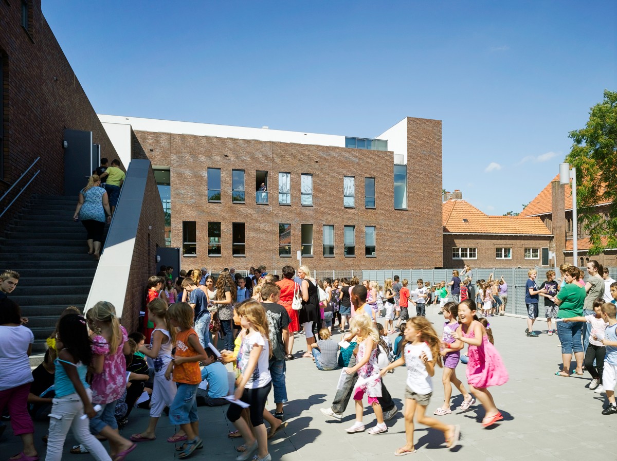 Multifunctional community school Zuiderkwartier-5