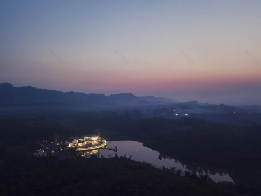 逸舍丨中国四川丨四川素合上域装饰设计公司-1