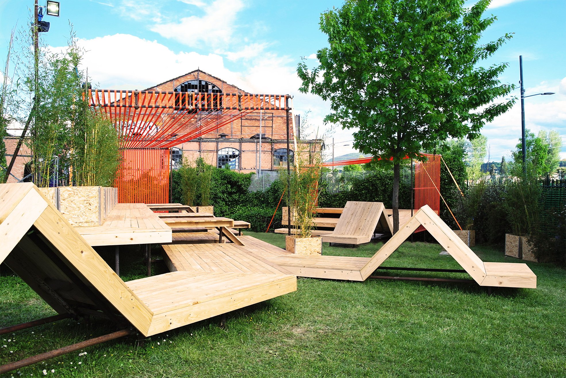 绿意盎然的多功能木质帐篷空间-1