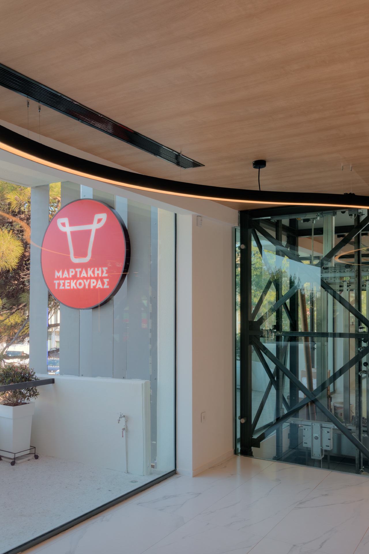 希腊肉市 | 功能布局与视觉动线的完美结合-51