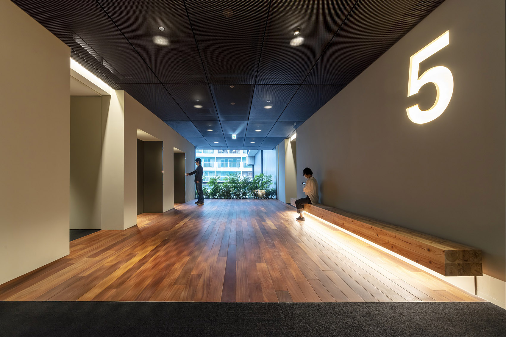 熊本城下町 · 融合环境特色的现代办公建筑丨日本熊本丨日建设计-49