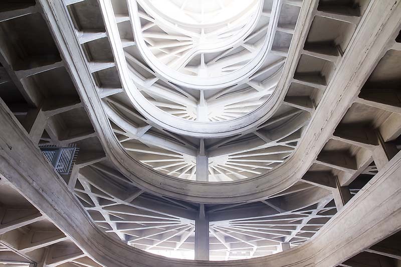 意大利展厅 · 灵构多 · 汽车坡道-13