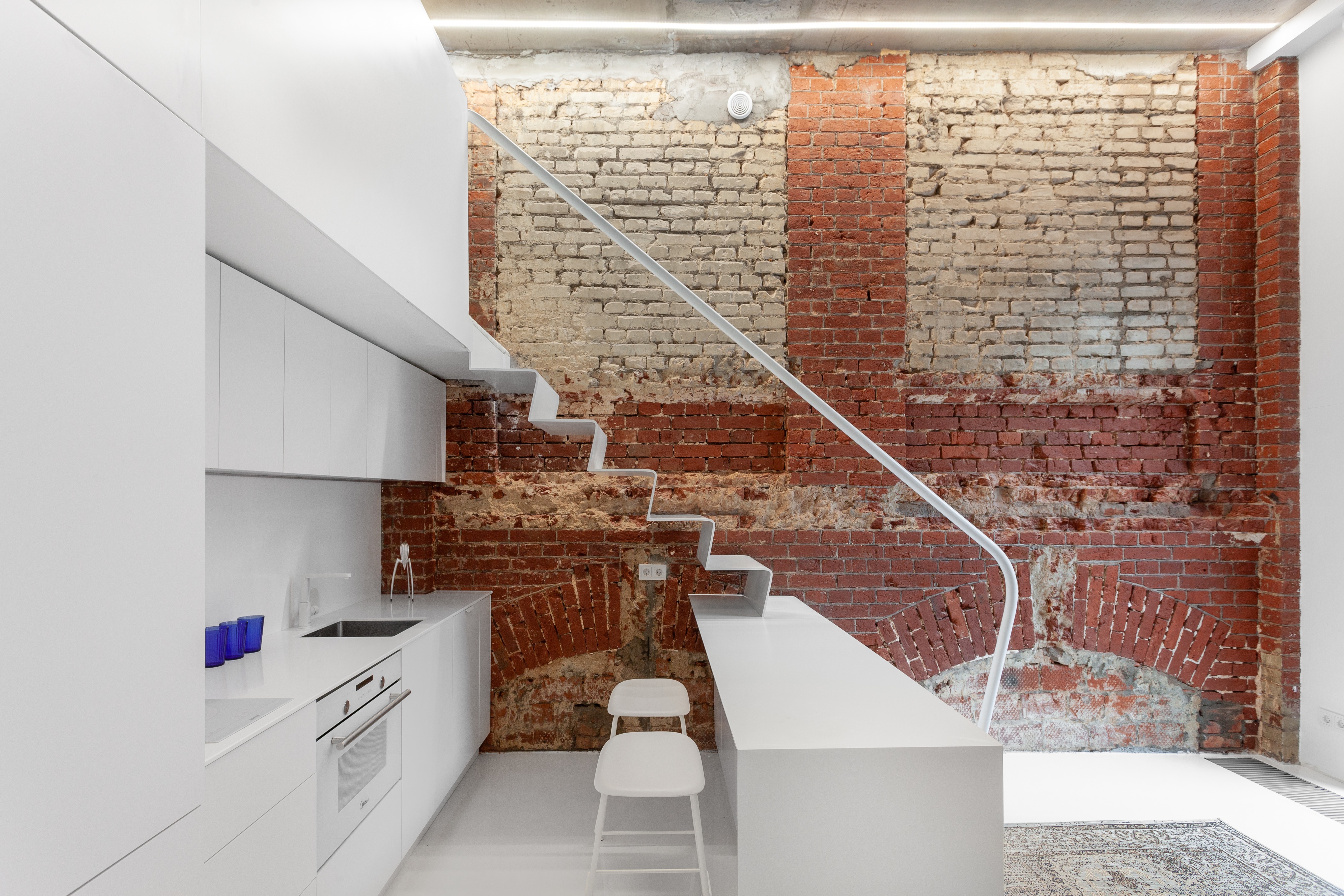 莫斯科 27㎡复古工业风公寓设计丨俄罗斯莫斯科丨Anton Lysko,Anastasia Zaytseva-0