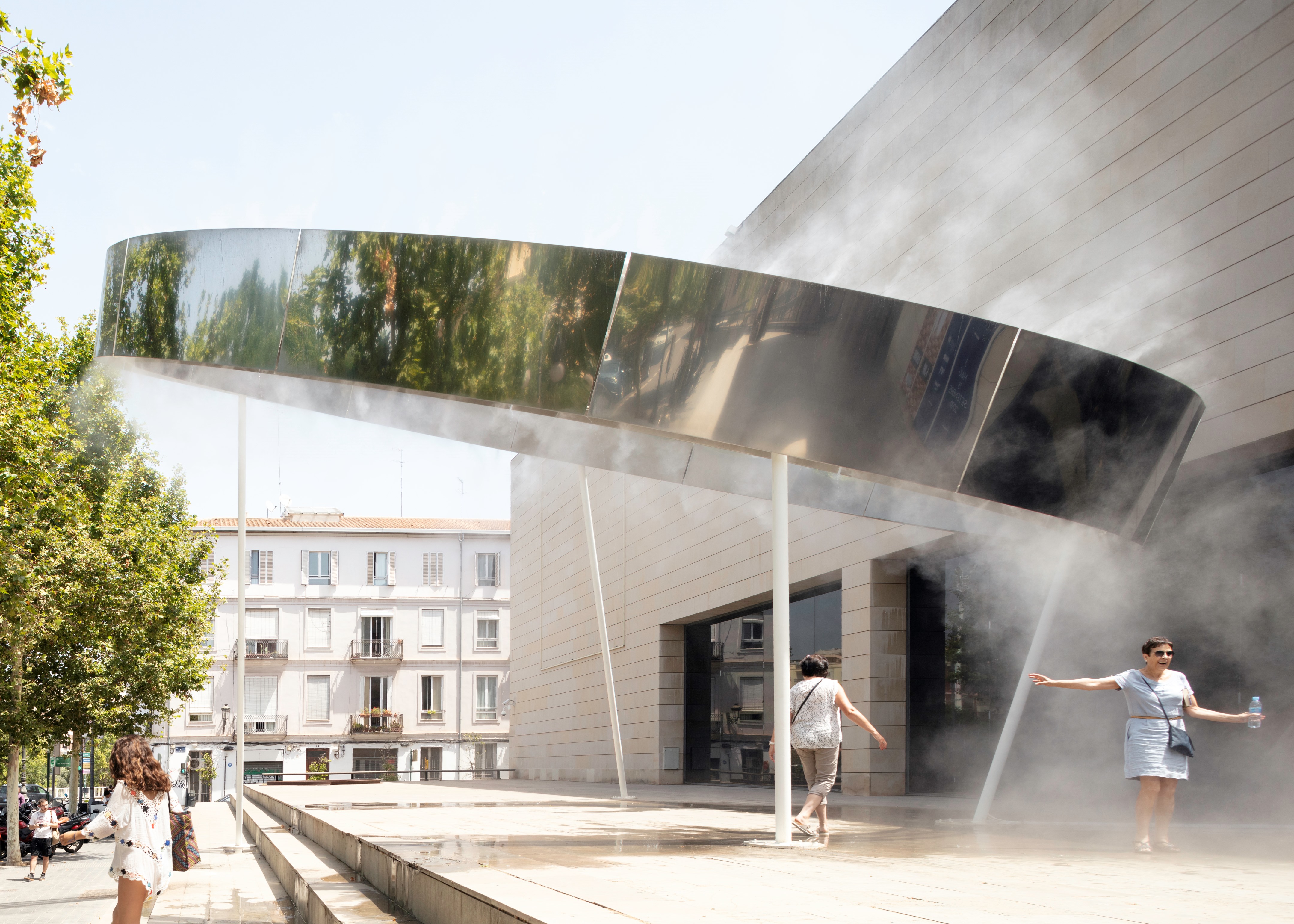 Under the summer cloud-3