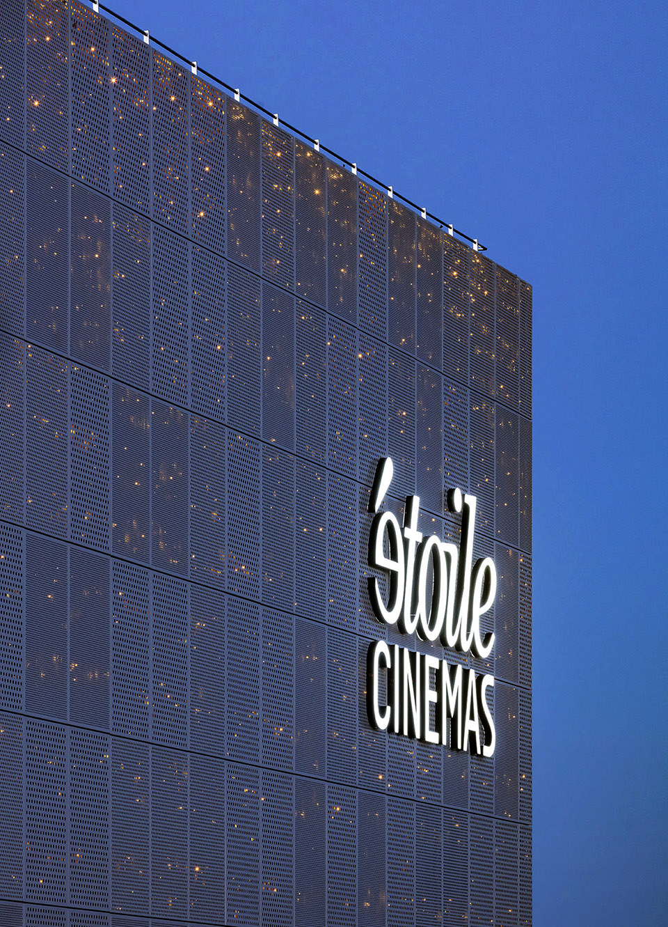 Etoile电影院，法国/从百老汇到剧院，历史遗迹中的灯光秀-55
