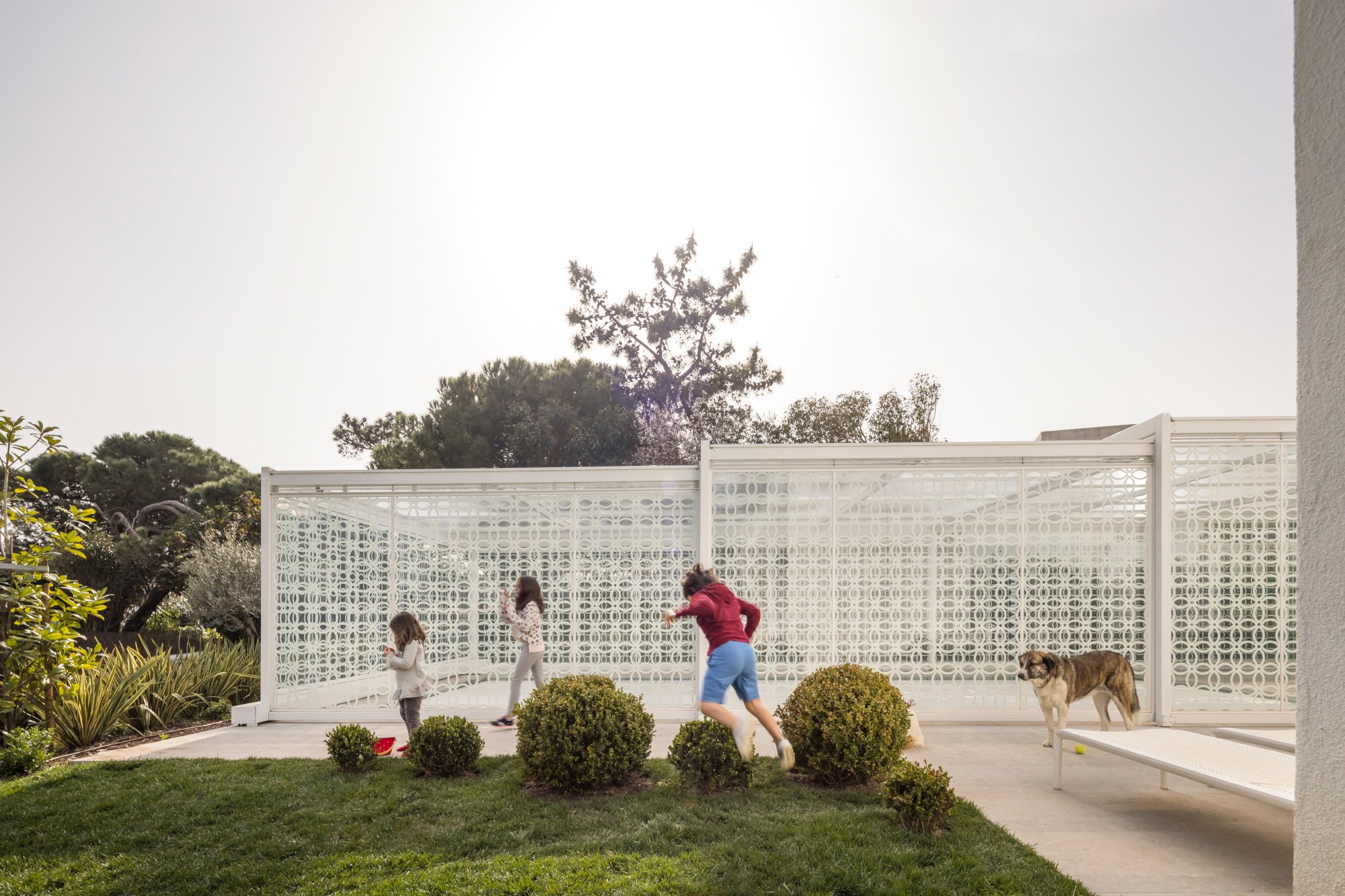 葡萄牙 Estoril RM House 现代别墅设计丨João Tiago Aguiar,arquitectos-37