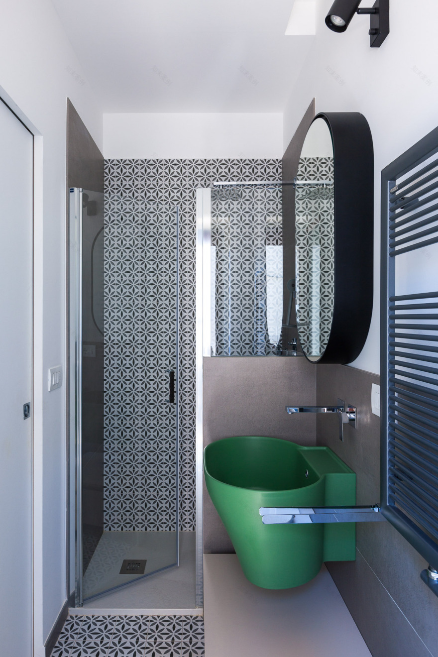 翻新 70 年代公寓,明亮共享空间成亮点-13