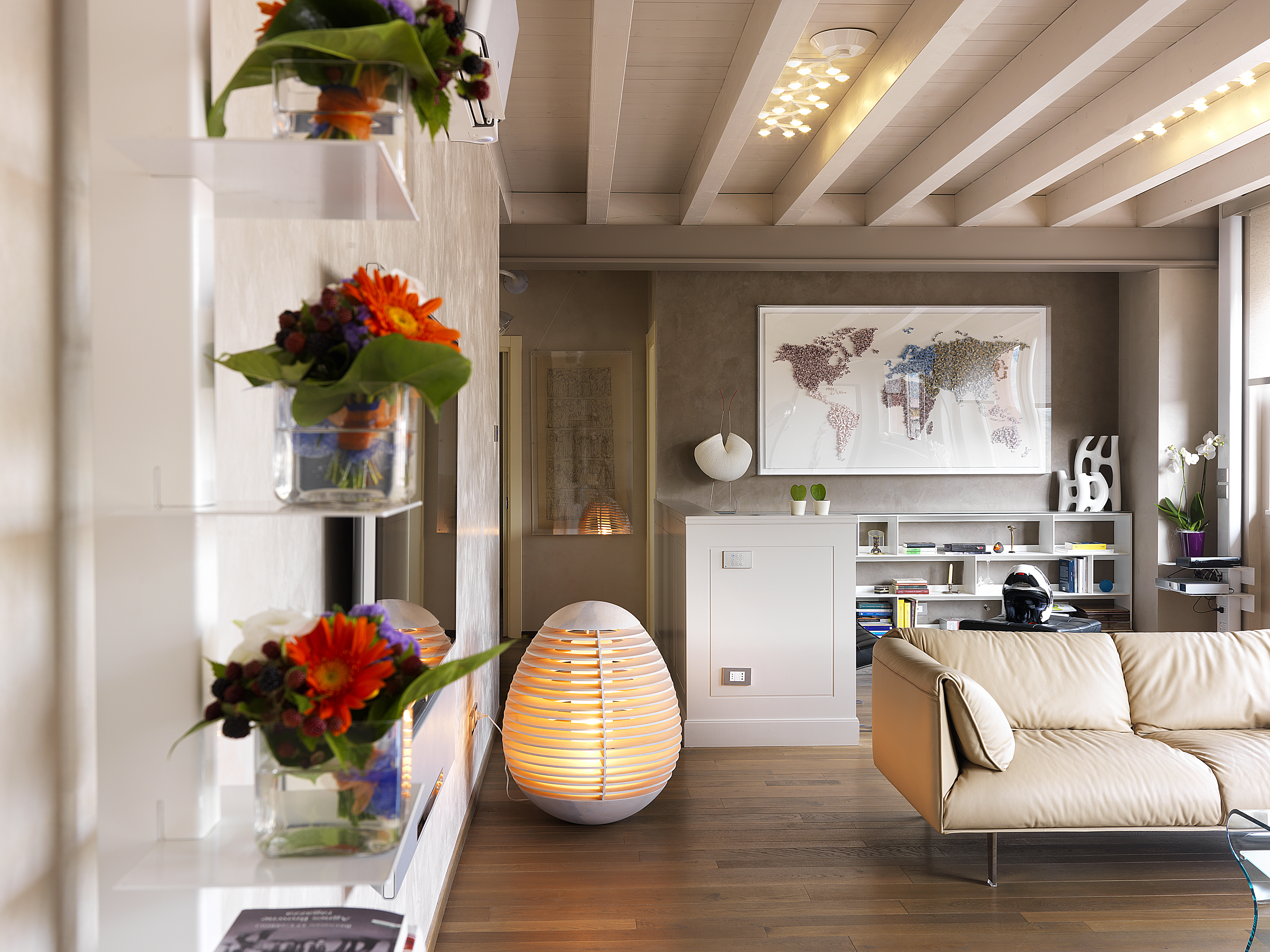 Gussago 豪华顶层公寓，Microdevice 智能家居系统打造舒适安全环境-2