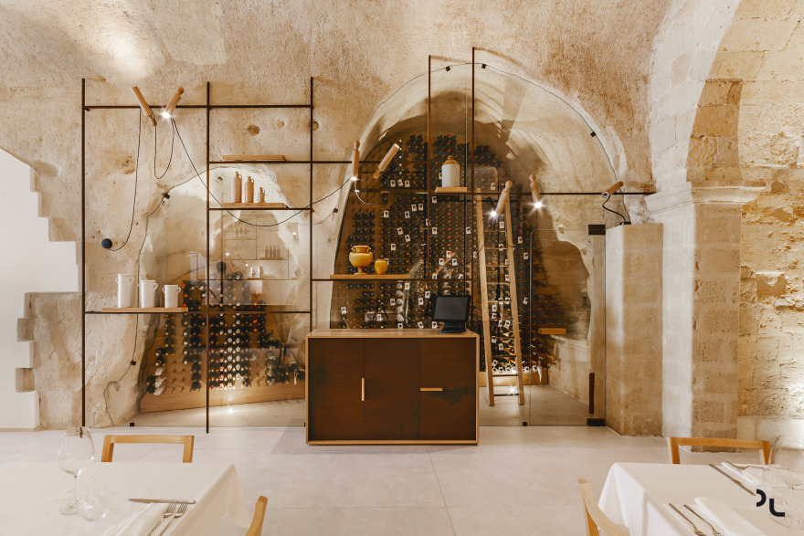 改造中的意大利餐厅设计,融入传统与未来-1