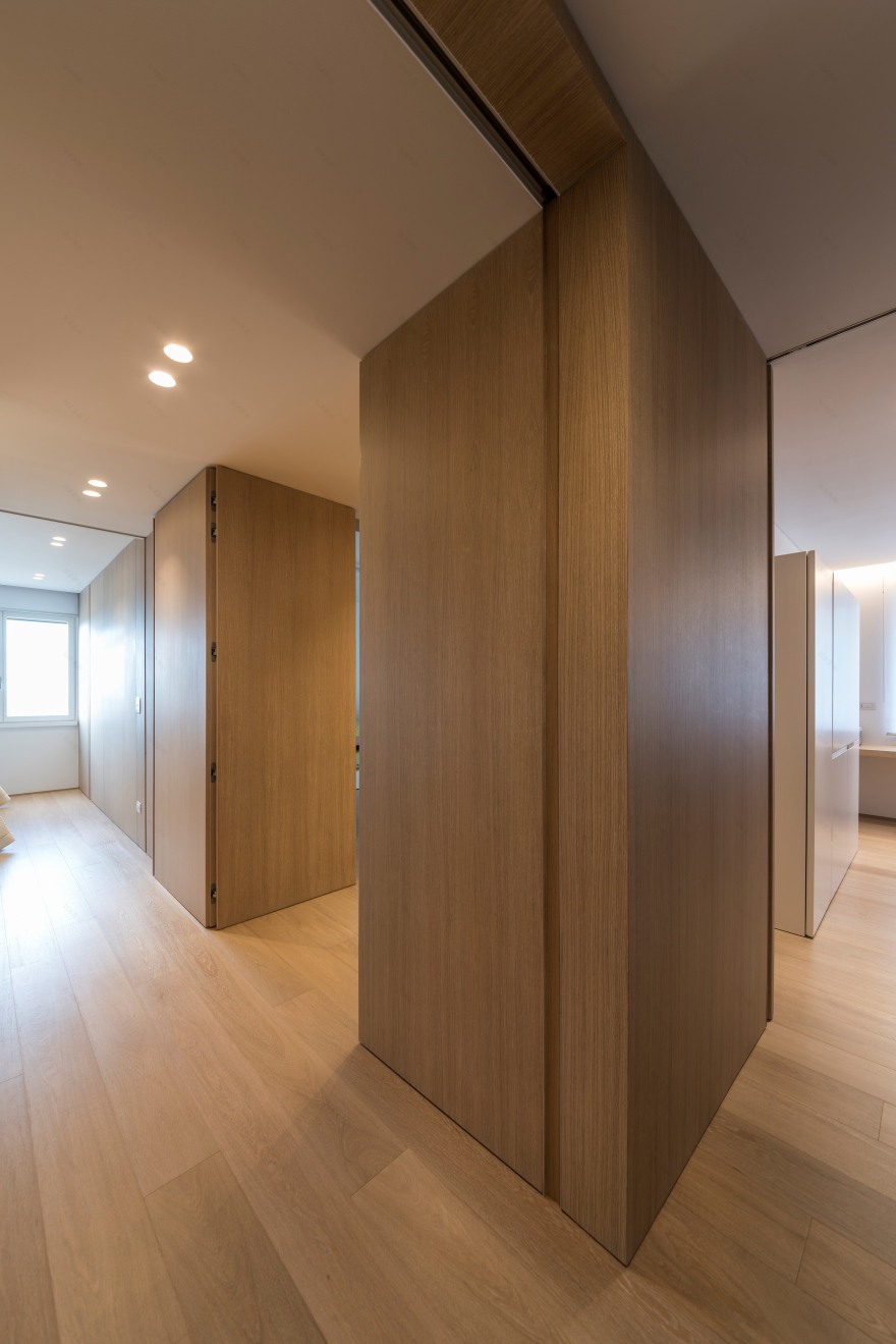 海景公寓,自然光线与极简设计的完美融合-10