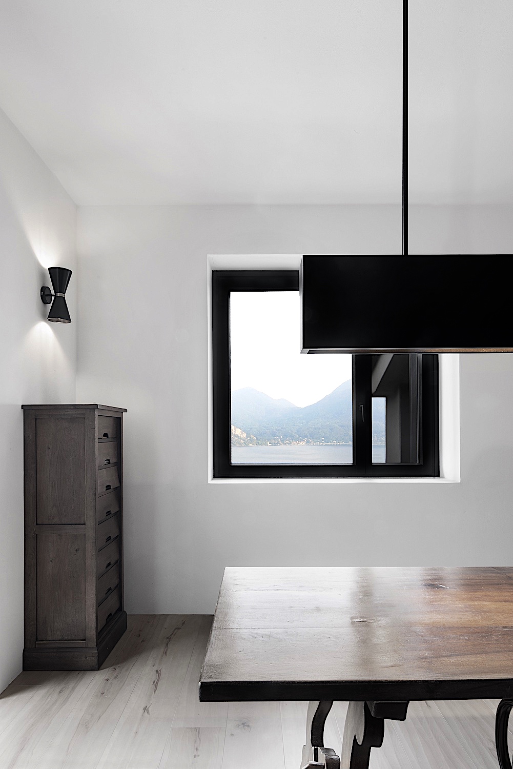 湖畔家园 | 温馨复古与现代元素的完美融合-18