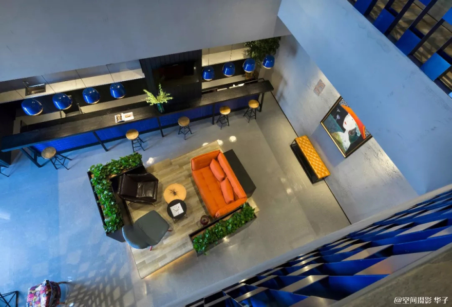 小城个性酒店设计 | 工业混搭风格的温暖与时尚-18