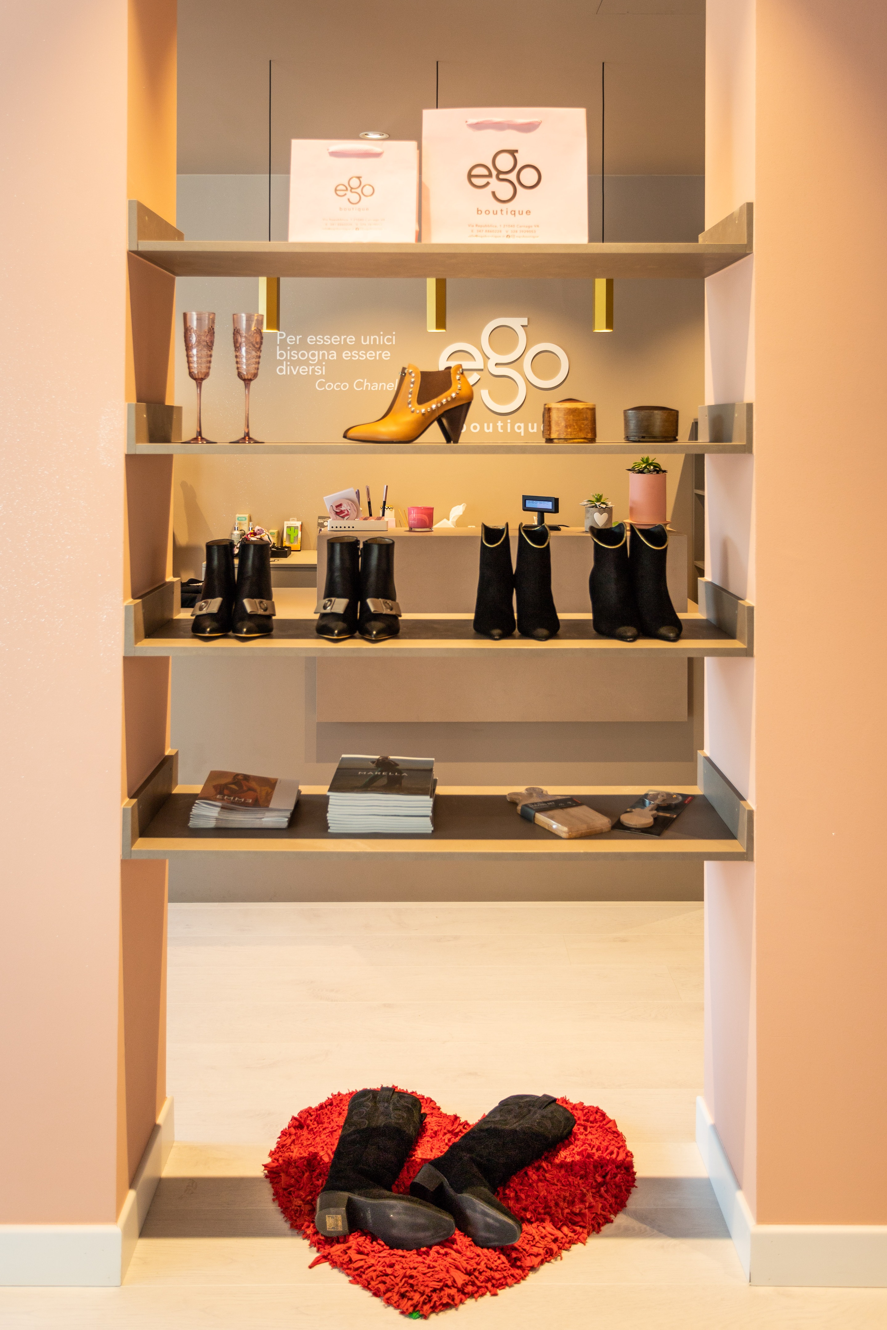 服装店丨EGO boutique丨Davide Pavanello Lab-8