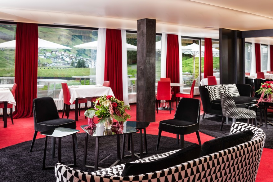 世界建筑大师打造的山间温泉酒店-5