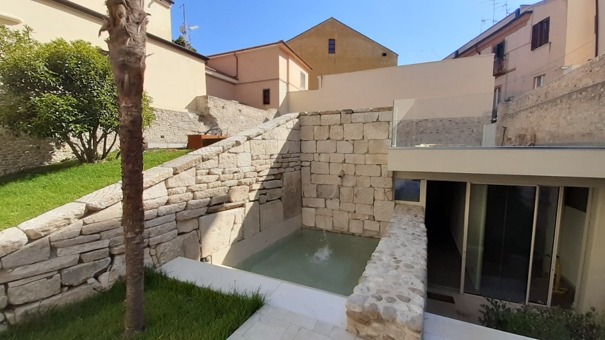 古宅新生 | 意大利 18 世纪建筑修复与现代化改造-0