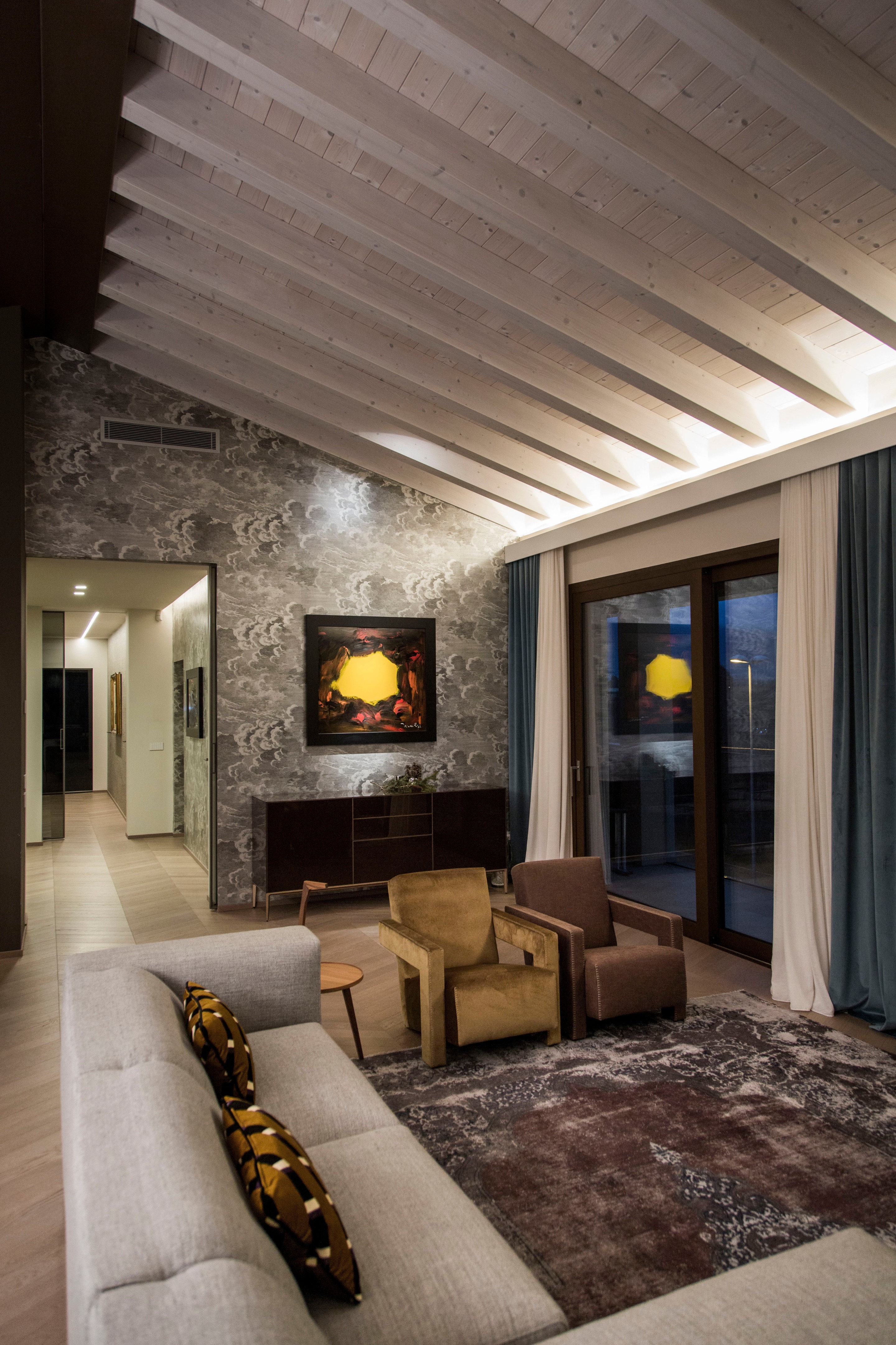 Attico White & Gray-8