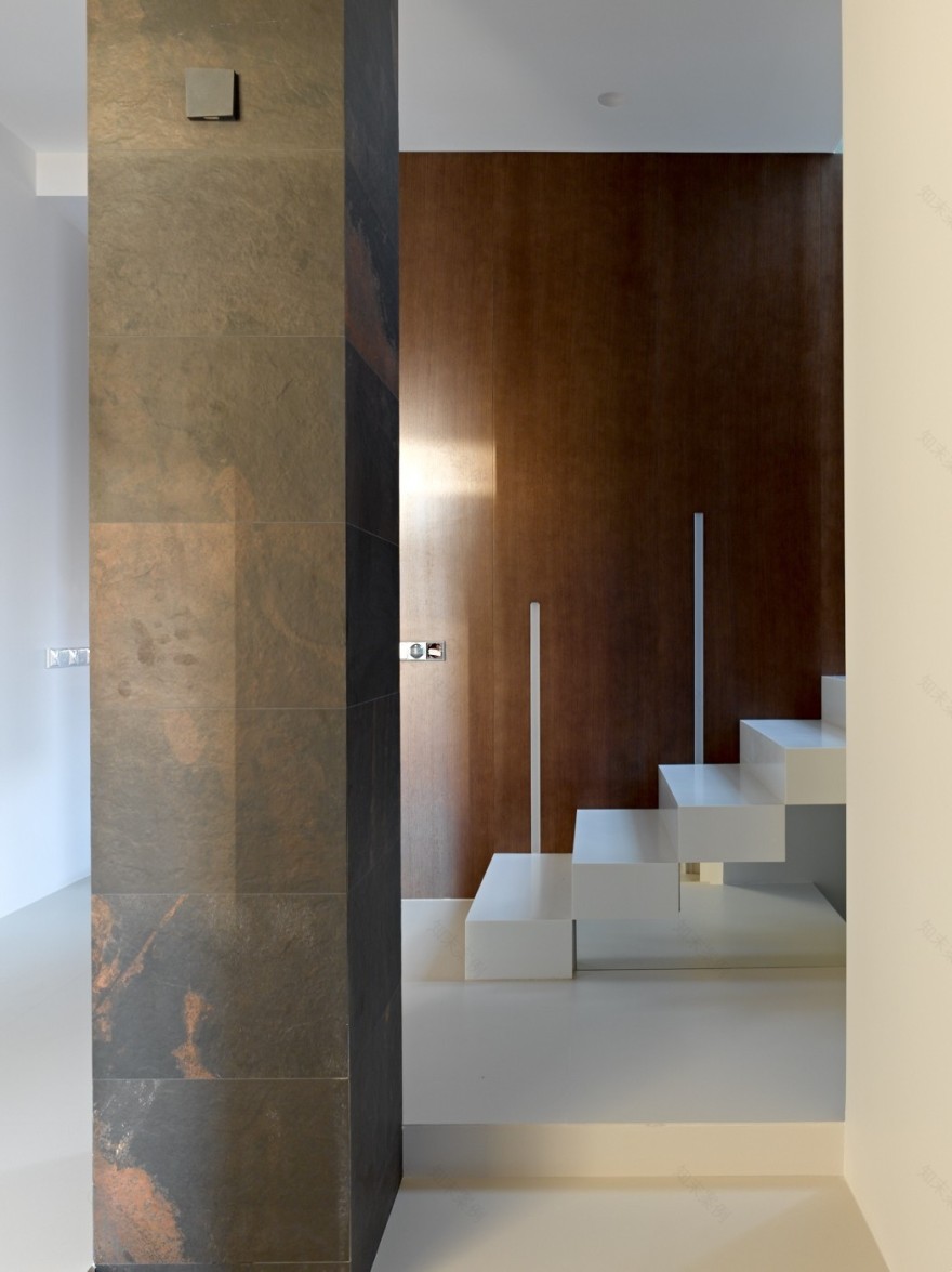 莫斯科乡村别墅的简约温馨室内设计-28