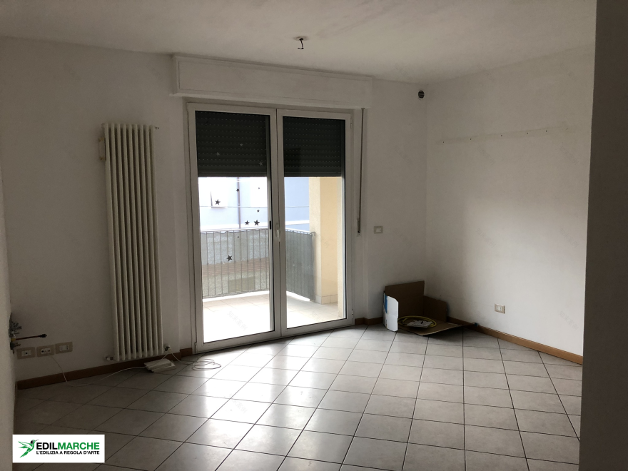 活力色彩的 70 平米公寓翻新设计-4