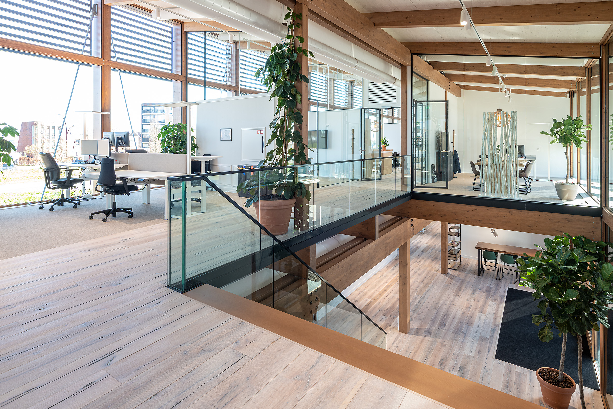 CO2 neutral office builing with reclaimed oak wooden flooring-0