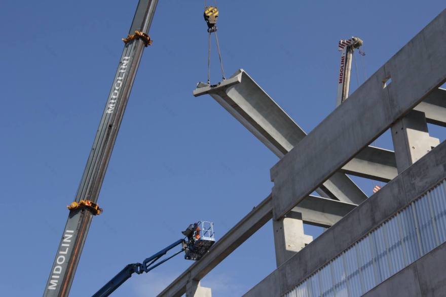 意大利钢铁工厂的现代化改造-13