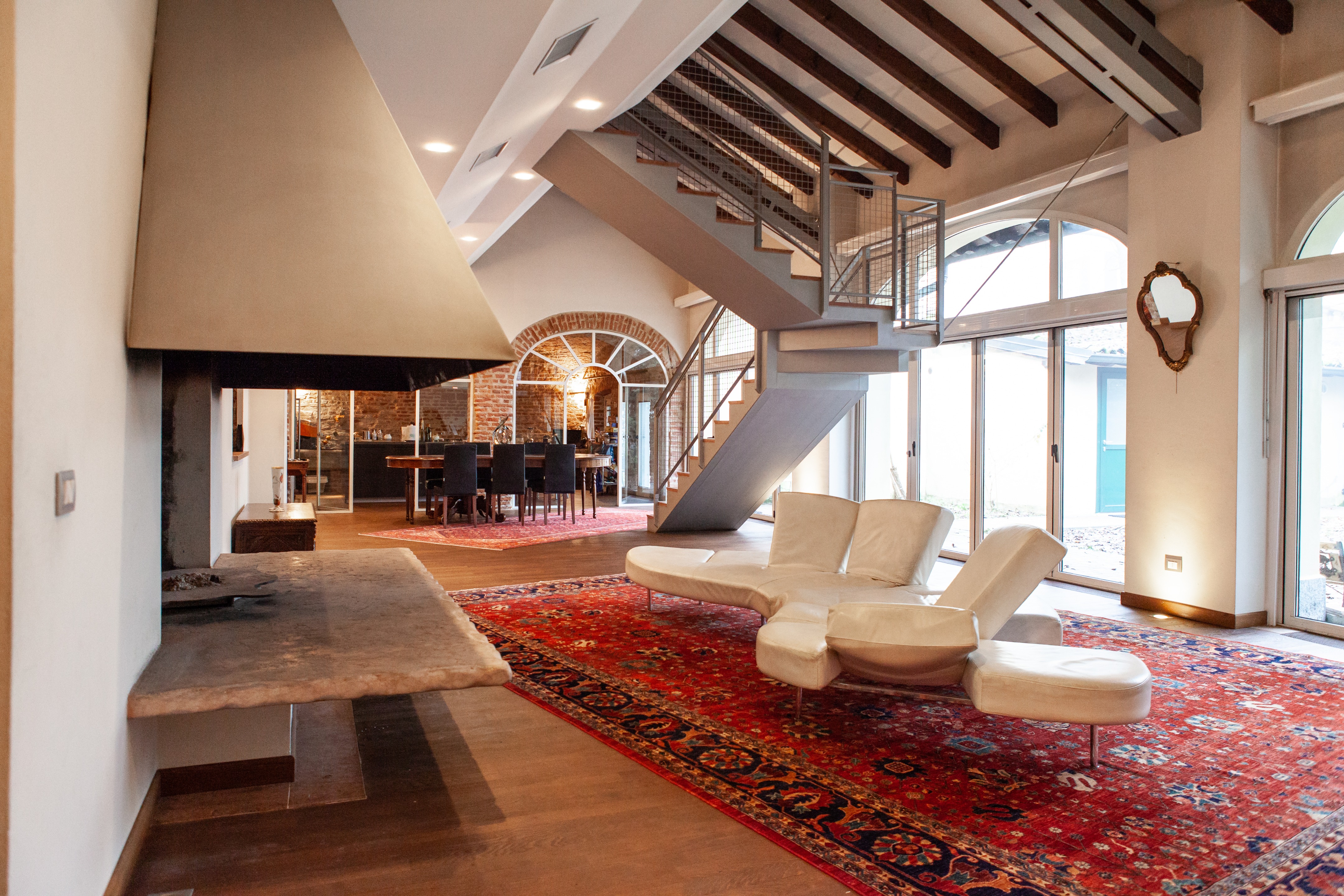 历史与现代共融的城市别墅-49