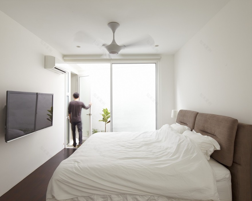 Fabian Tan Architects 的 Ittka House | 双层别墅设计翻转空间概念-14