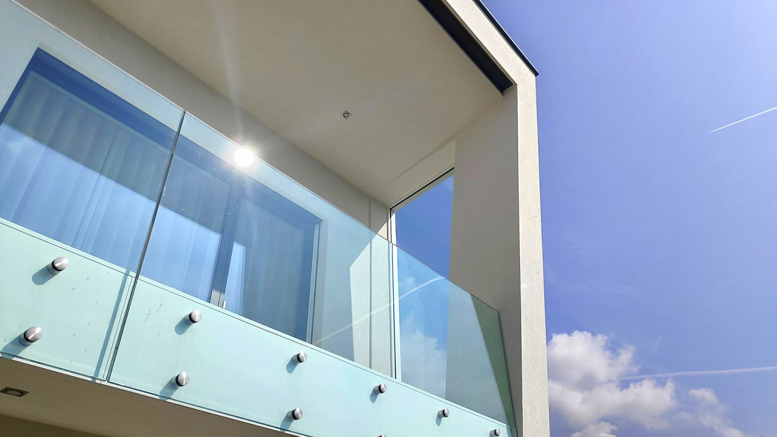 拥抱全景的简约家居设计-4