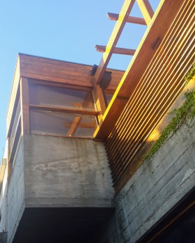 Casa Gonzalo Castro Hormigón y Madera