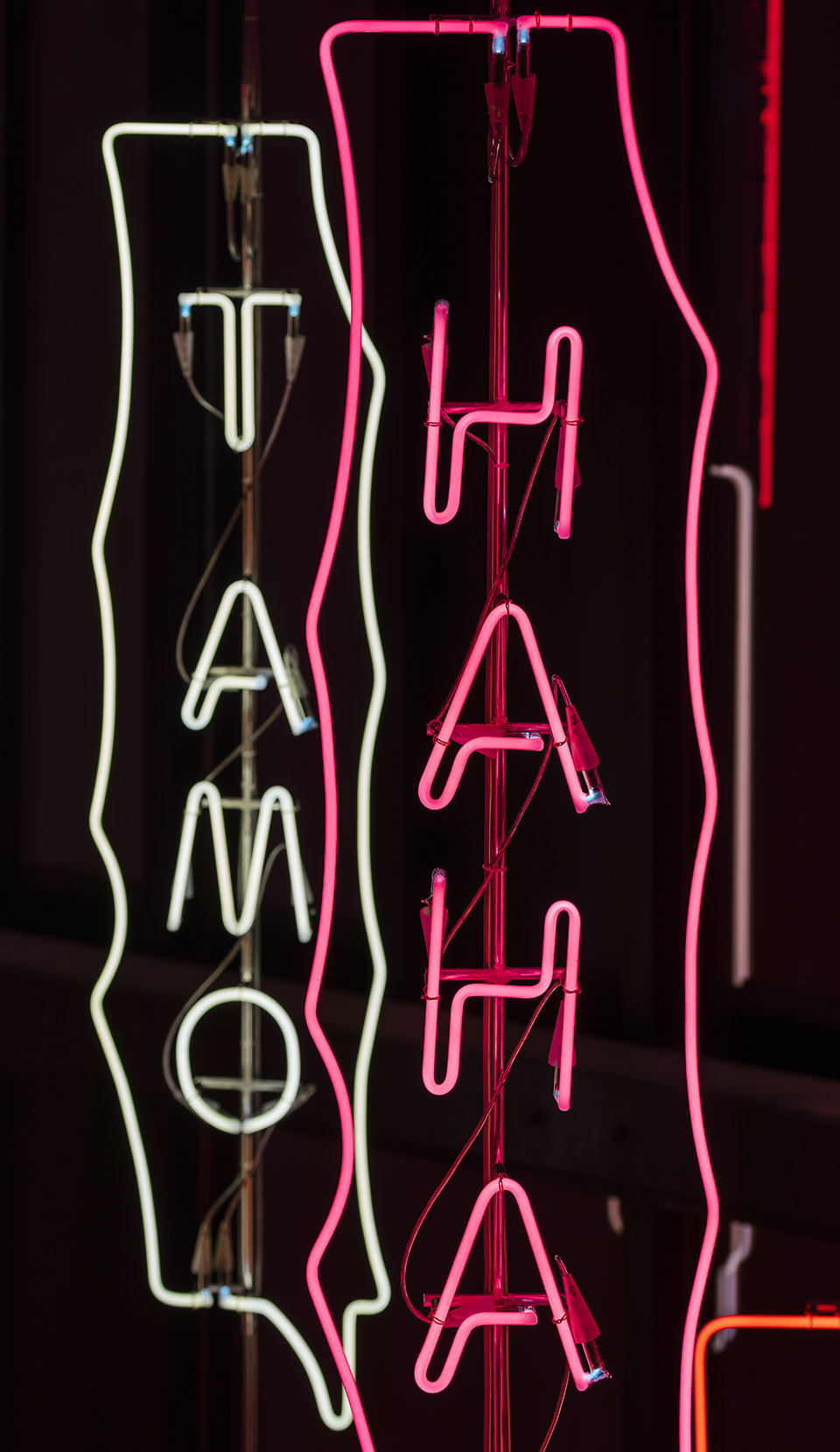 YOYO永久灯光艺术装置，马德里/流行文化与社交媒体的具象化体现-61