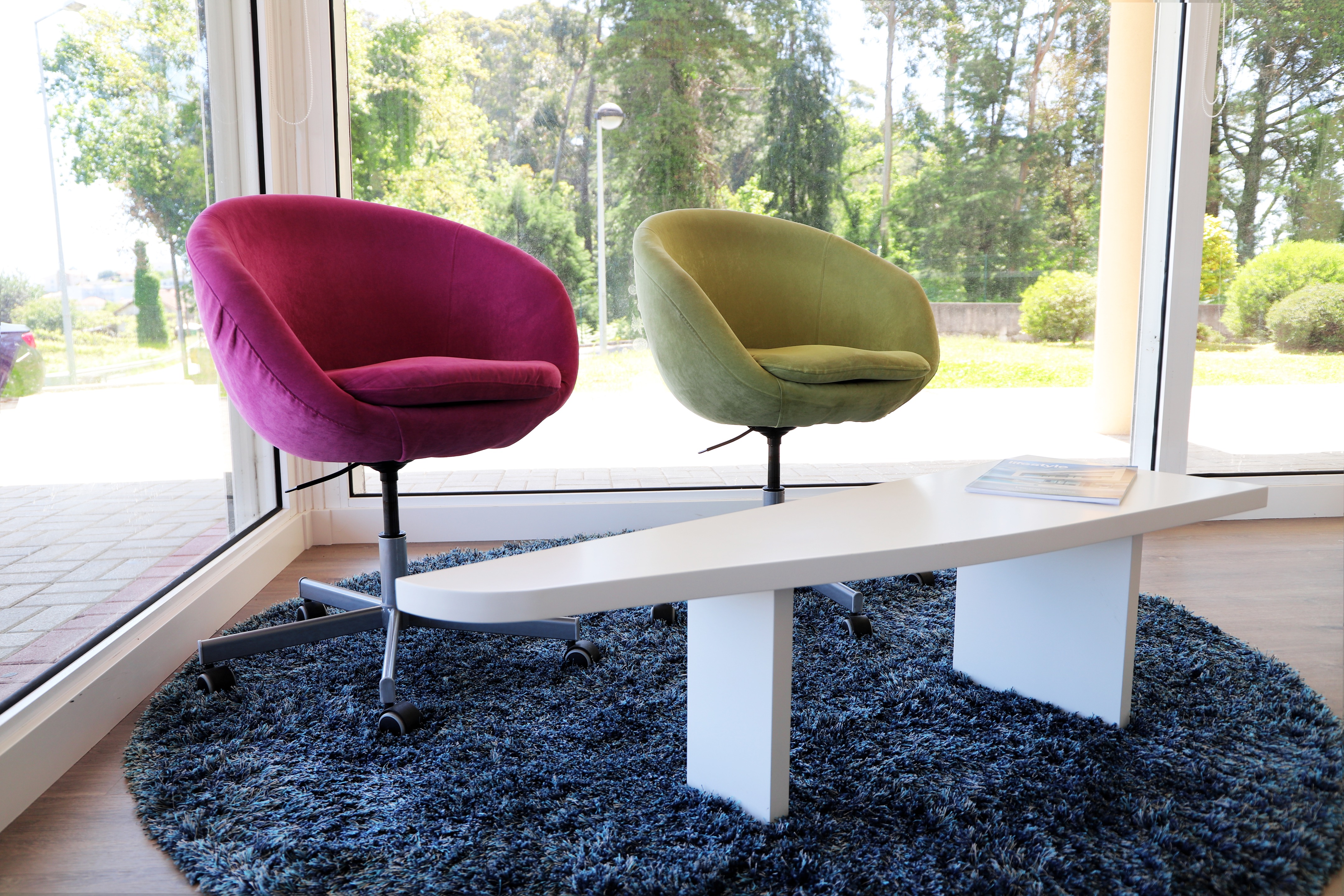 玻璃幕墙中的“港湾”办公空间-5