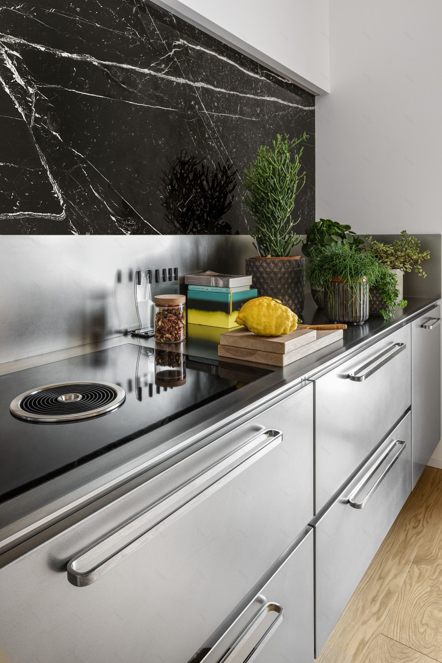 意大利私人住宅现代厨房设计-7