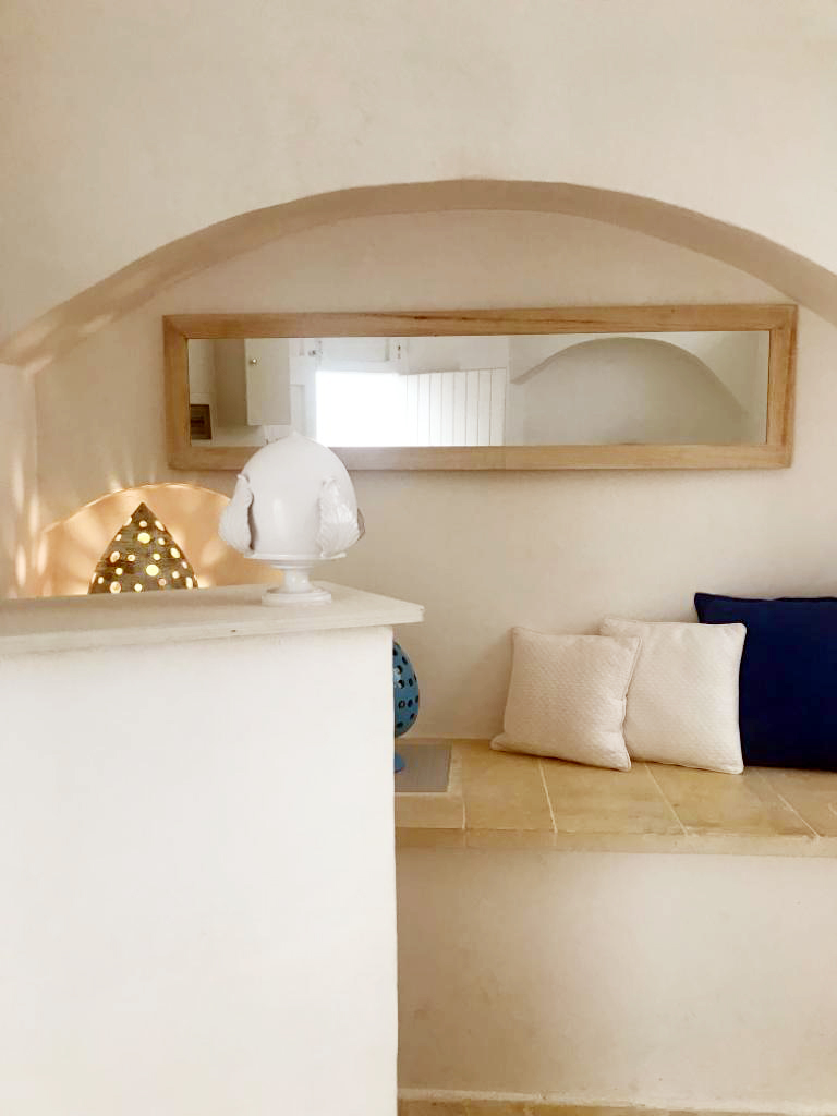 白色放松的意大利古堡公寓改造-9