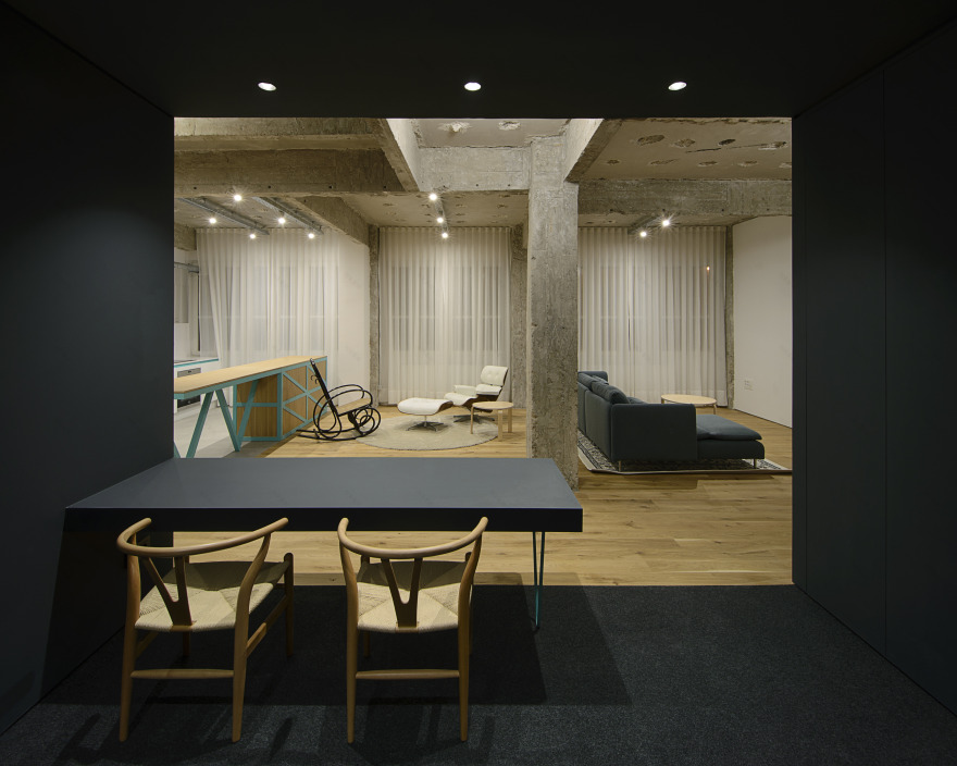 在毕尔巴鄂将一间办公室翻新成一个住所-2