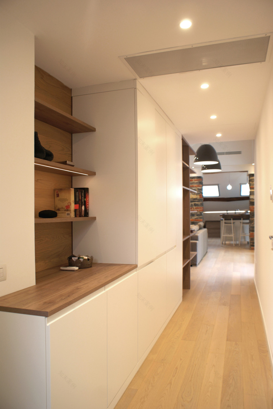 湖滨别墅三层阁楼改造,历史与现代完美融合-9