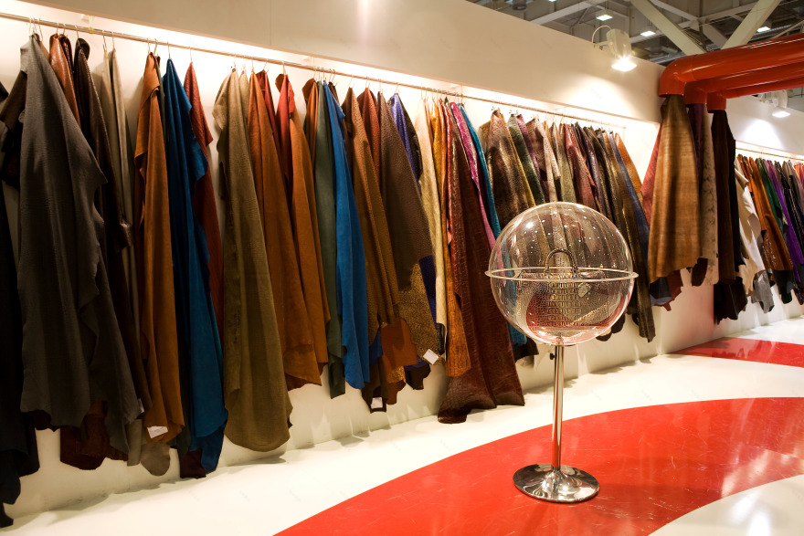 《查理与巧克力工厂》灵感,打造奇幻展示空间-5