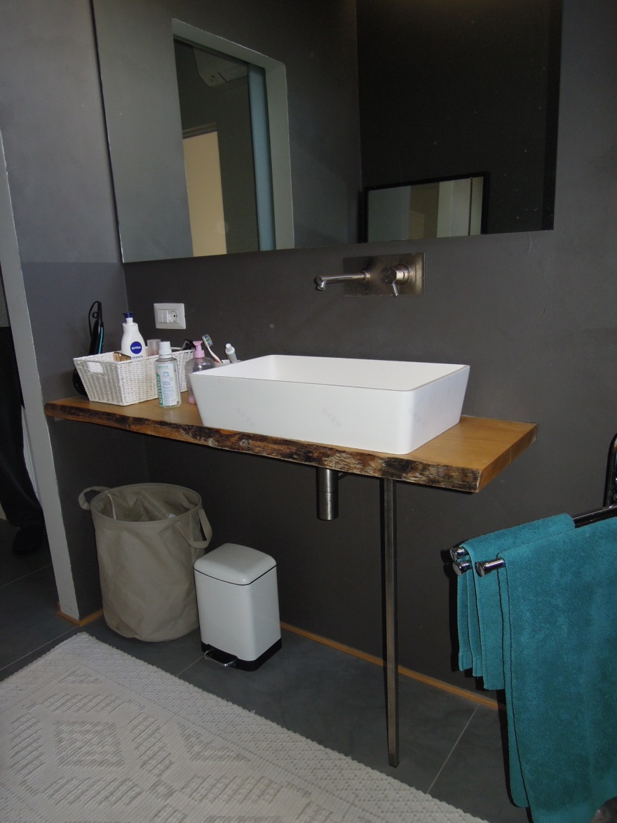 米兰公寓翻新,打造现代宜居空间-5