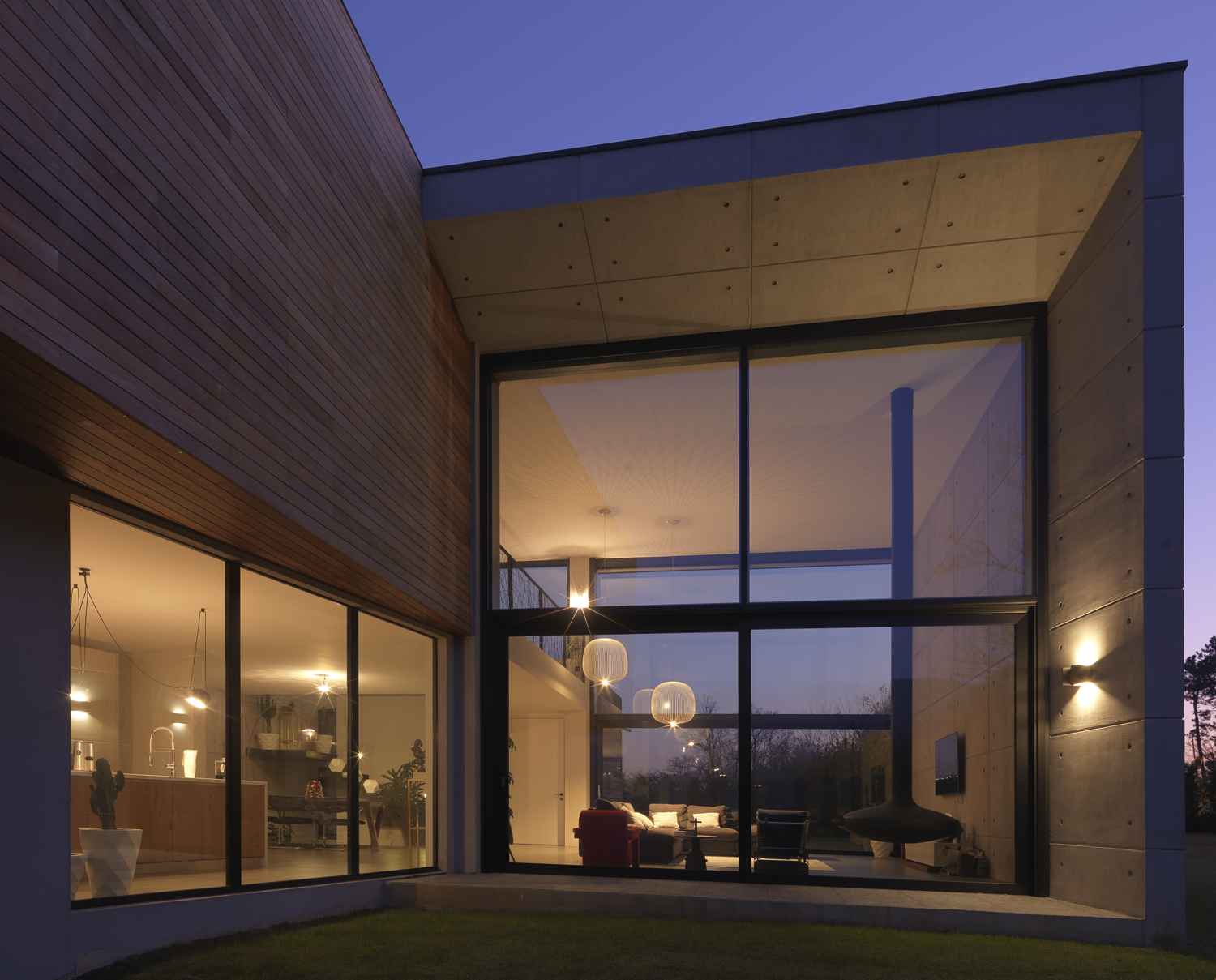 悬浮森林中的透明别墅-116