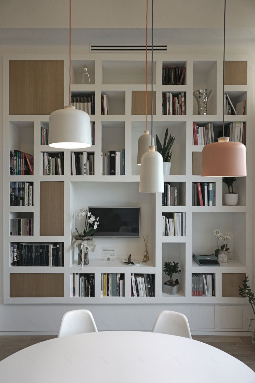 简约线条与自然材料的优雅融合——意大利 Vicarello 建筑工作室-8