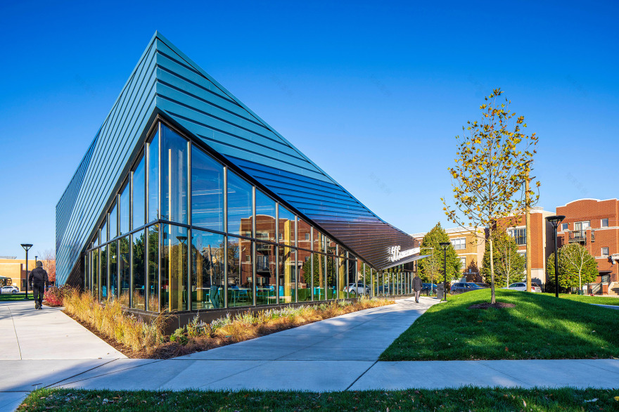 伊利诺斯州S.O.S儿童村 & 罗斯福广场社区中心,芝加哥/具有前瞻性的社区之家-12