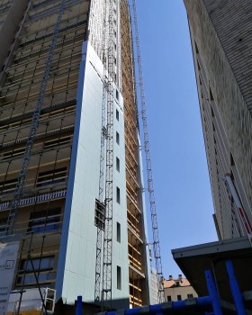 Trieste 摩天大楼外墙翻新丨意大利的里雅斯特丨Artema Studio
