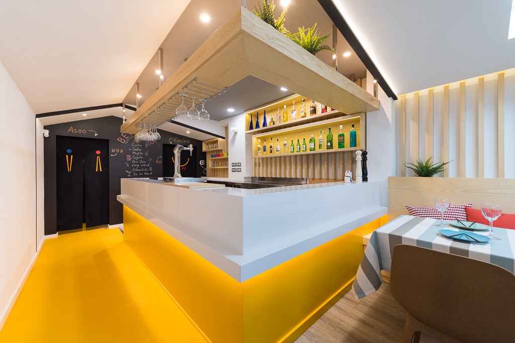 韩式餐厅"Mandu"——温馨海景空间-0